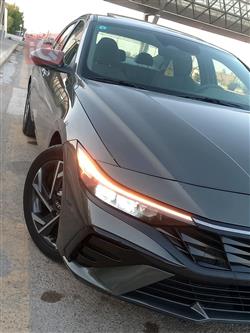 هیوندای ئەلەنترا